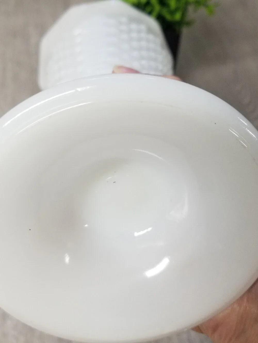 Vintage Anchor Hocking Milkglass Trumpet Vase